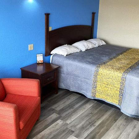 Express Inn Ньюпорт-Ньюс Экстерьер фото
