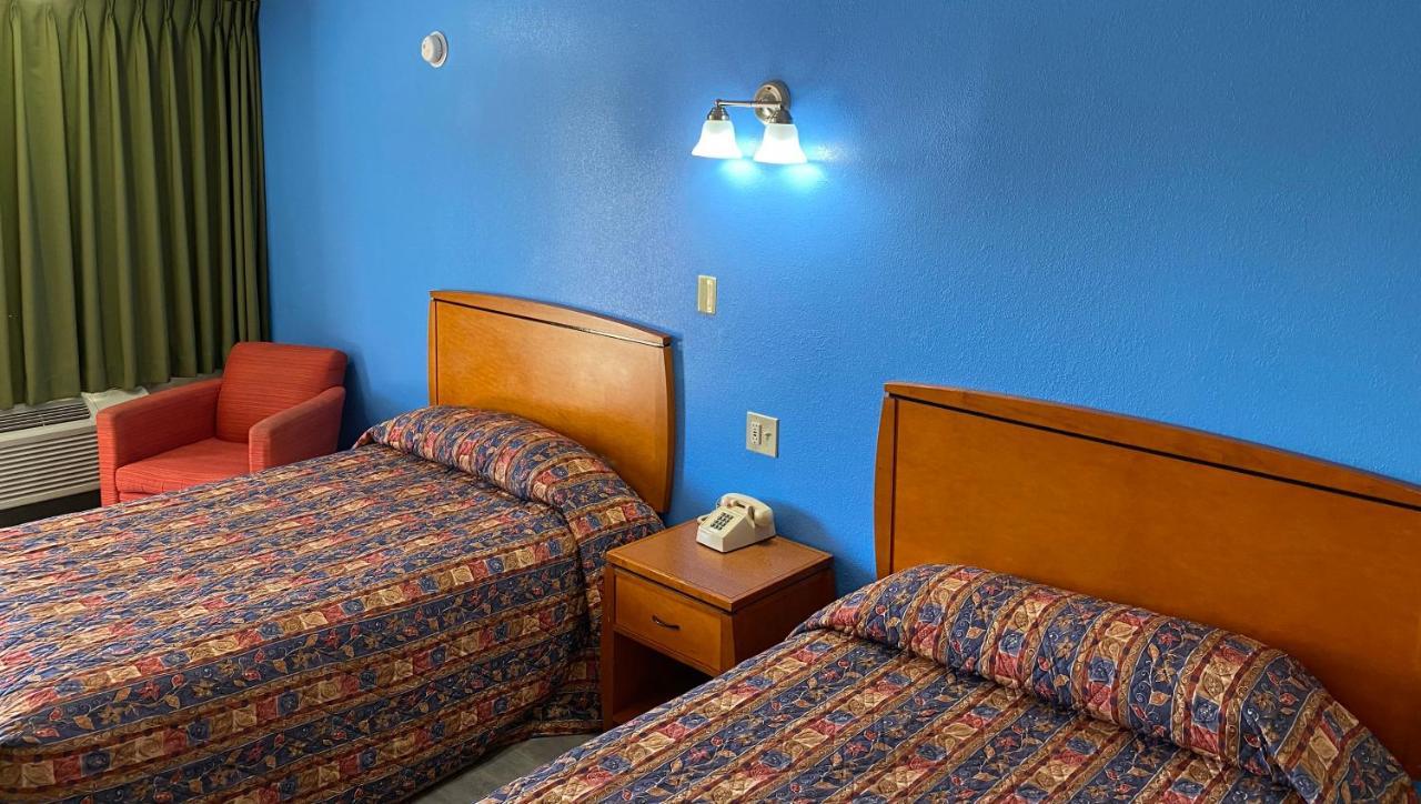 Express Inn Ньюпорт-Ньюс Экстерьер фото